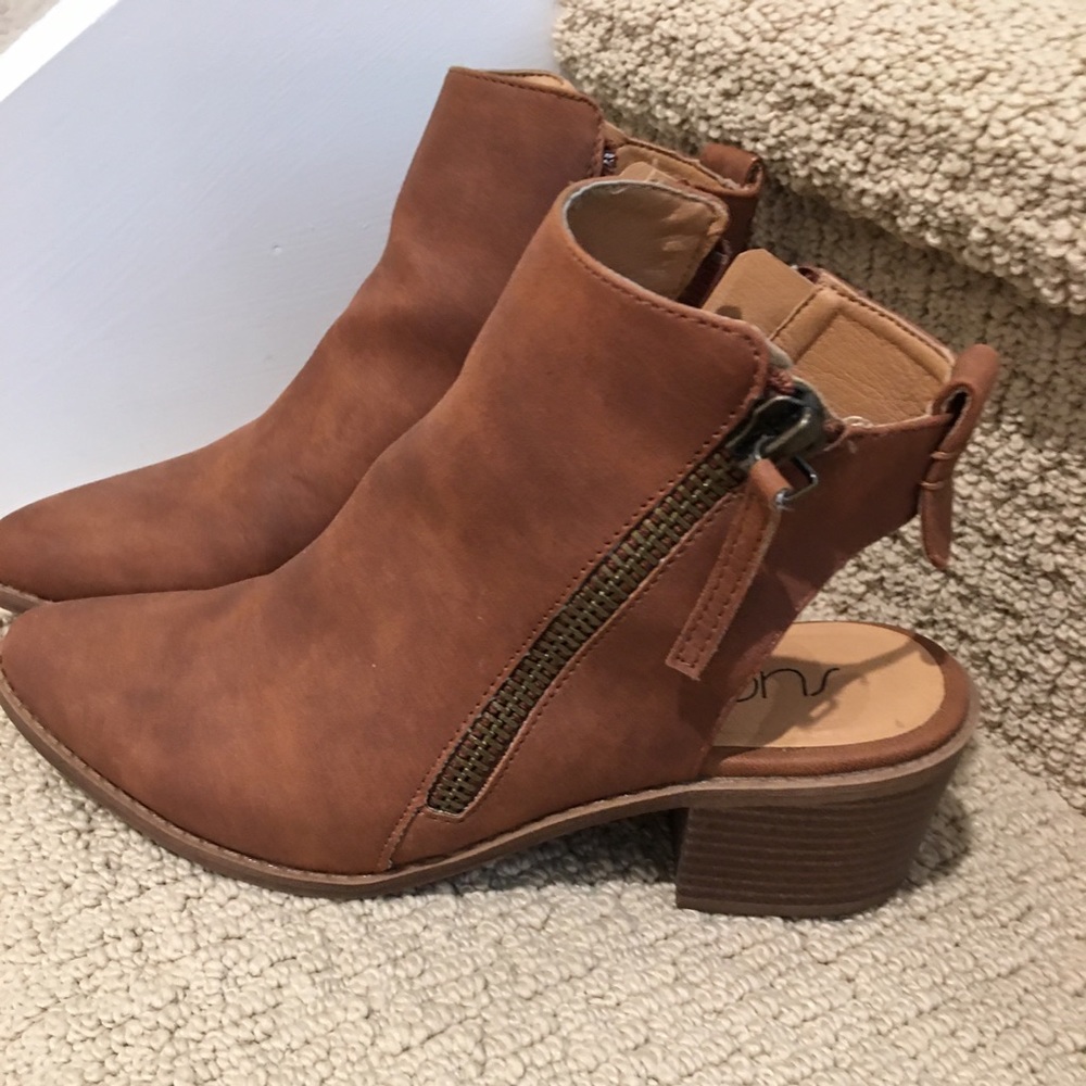 👢Super cool and cute boho booties
